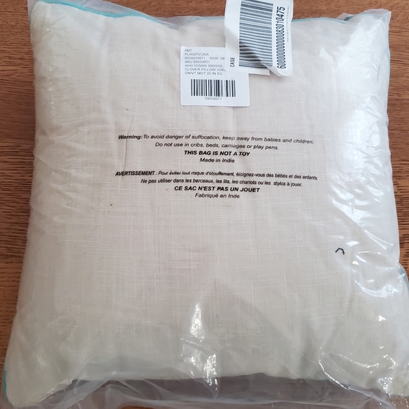 Anthropologie Clover Pillow - green - Picture 11 of 11